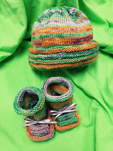 Carolyn's Baby Booties