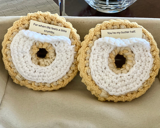 Comfort Carbs: Bagel Plush