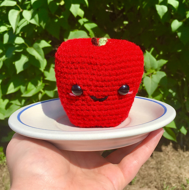 Amigurumi Kawaii Apple