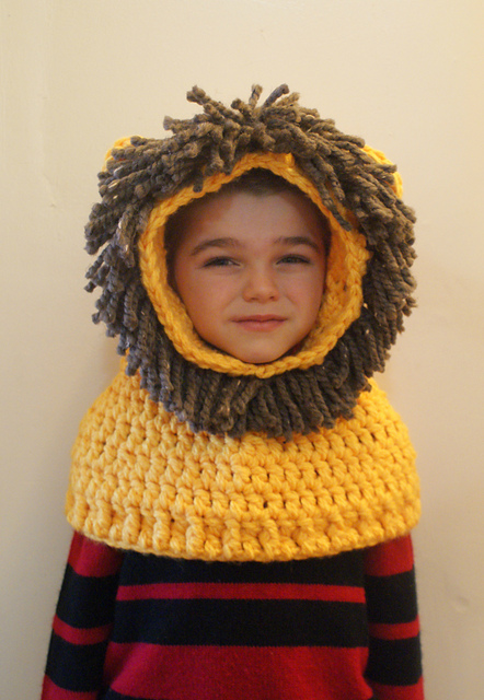 Hooded Lion Cowl