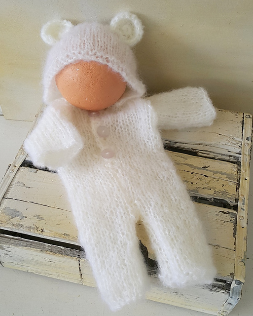 Ravelry: Newborn Bear Hooded Onesie pattern by Crafty Stuff Baby Knits