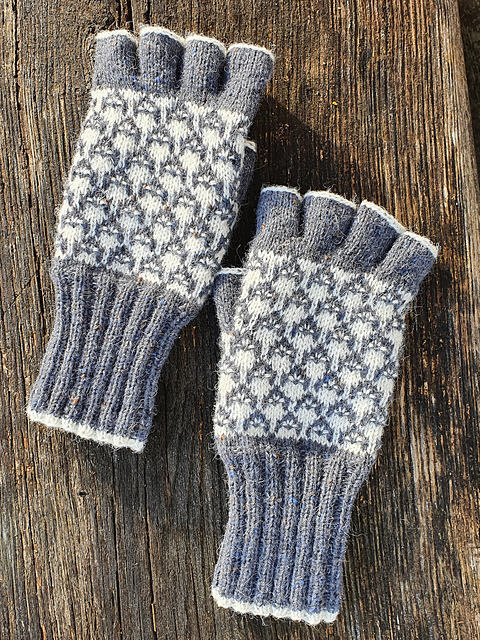 Catbat Mitts