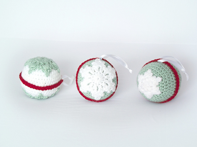 Christmas ornaments - Snowflake Balls