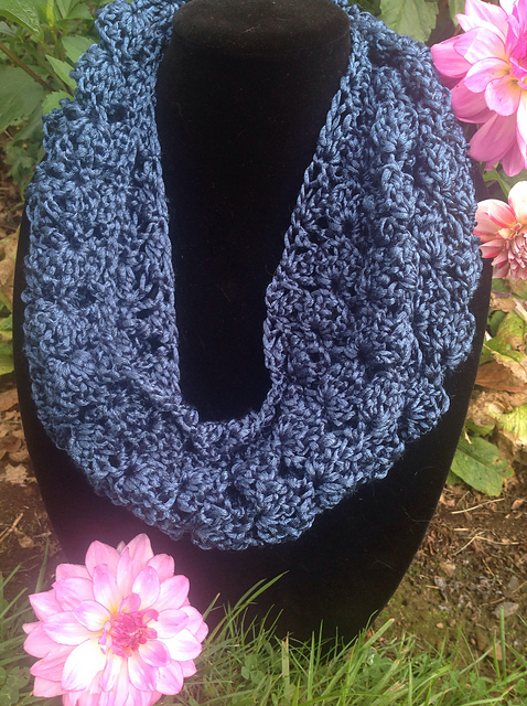 Sapphire Infinity Scarf