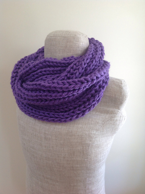 Purple Fisherman's Rib Cowl
