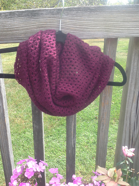 Eggplant Cowl