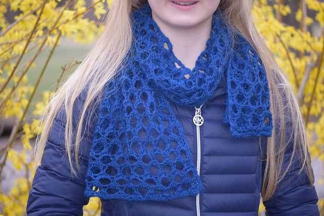 Sapphire Lace Scarf