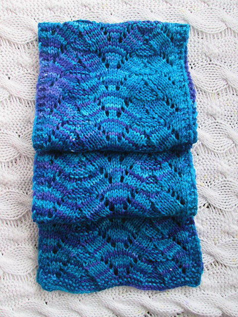 Boomerang Scarf
