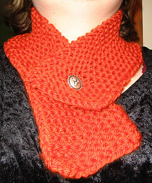 Mini Scarf with Button