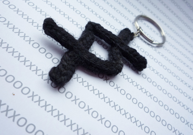 xx KISS valentine KEYRING xx