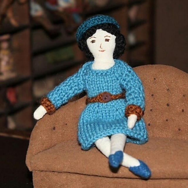 Shrug for Tiny Rag Dolls