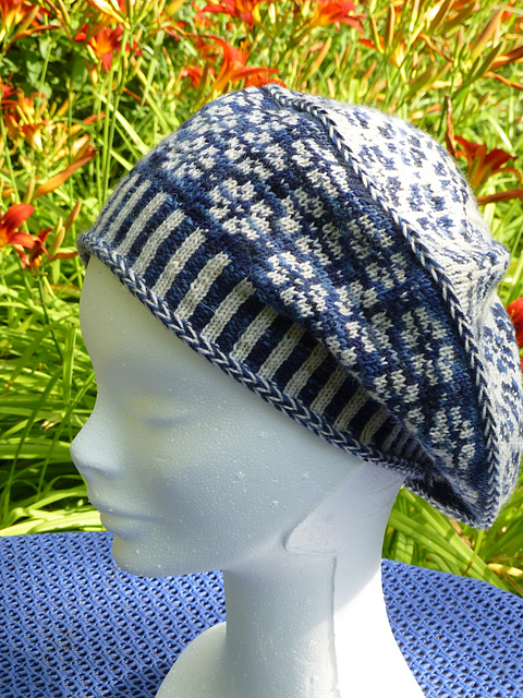 Beret with flowers