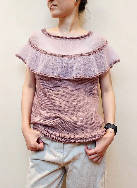 frilled Knit top