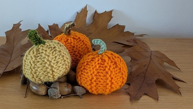 Decorative Pumpkins Quick Knit