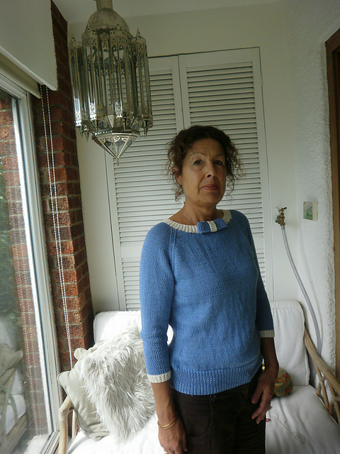 Raglan Sweater With Bow