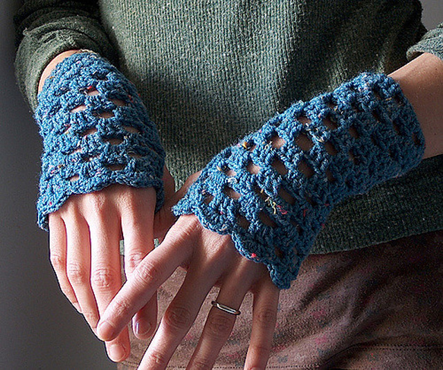 Openwork Handwarmers