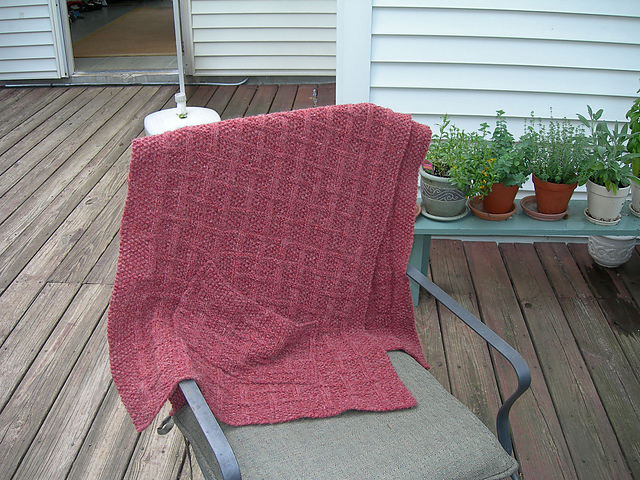 Aran Pocket Shawl
