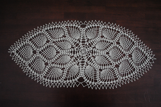 Oval Table Runner