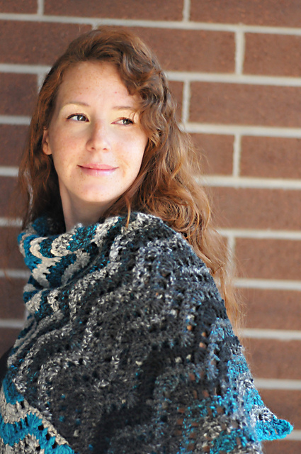Cascading Gradient Scarf