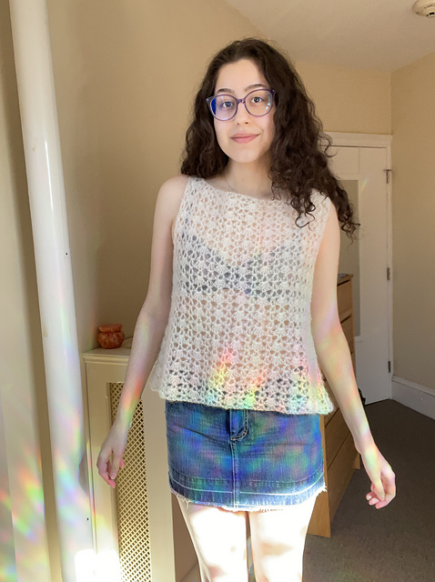 lace sleeveless tank