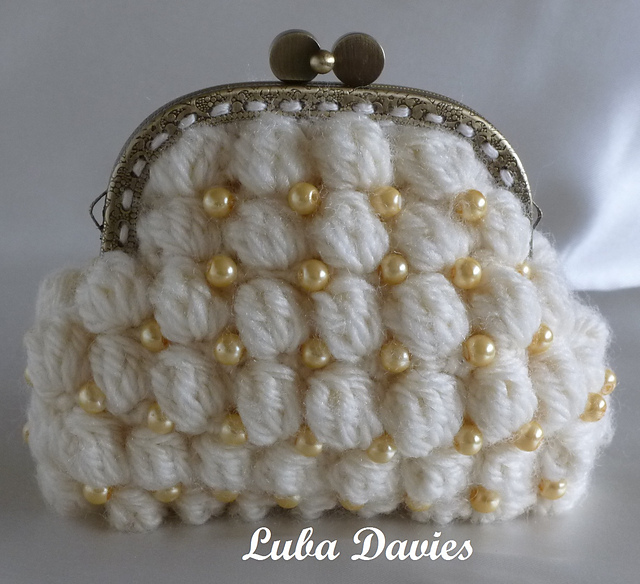 BOBBLE STITCH beaded coin purse
