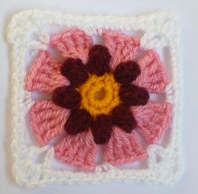 LD-0114 floral afghan block