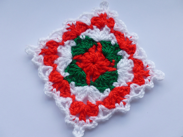 LD-0116 Christmas afghan block