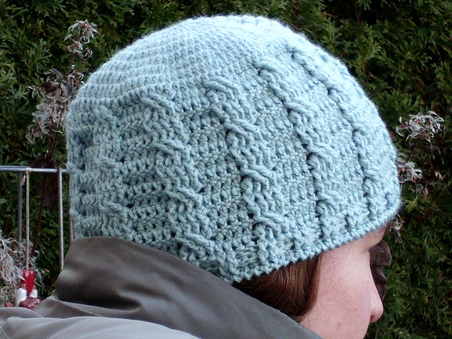 Last Minute Cable Hat
