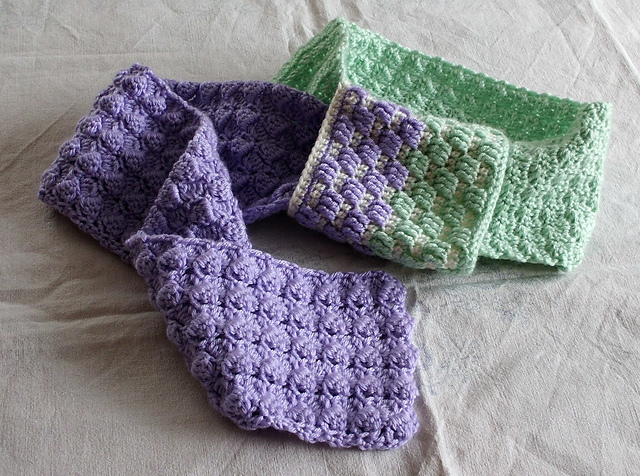 Cluster Loophole Scarf