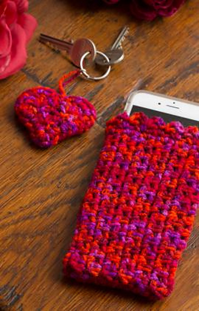 Easy Cell Phone Cosy & Heart-Shaped Key Fob
