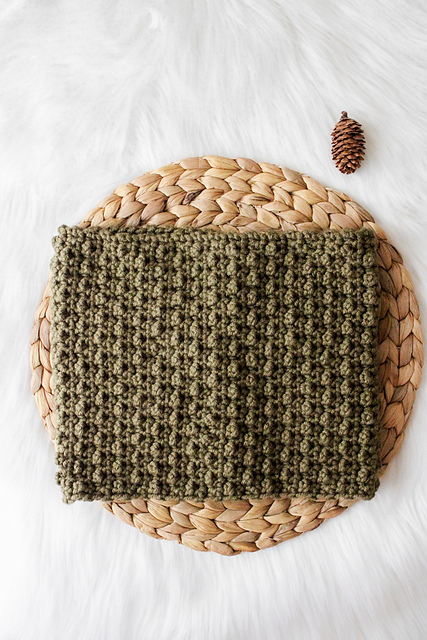 Dottie Mae Cowl