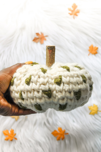 Heart 'N Harvest Pumpkin
