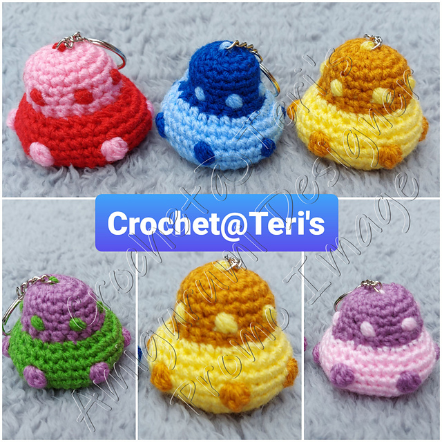 Spaceship Keychain