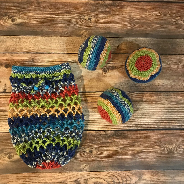 Juggling Balls & Carrying Case