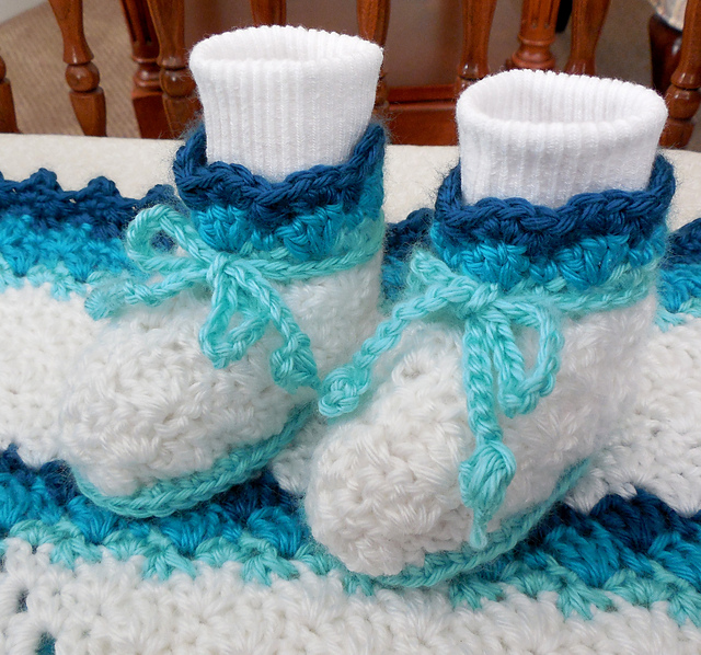 Sweet Shells Boy Booties