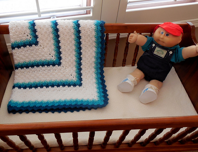 Sweet Shells Baby Boy Afghan