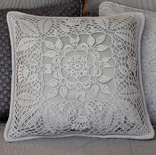 Lacy Leaf Pillow