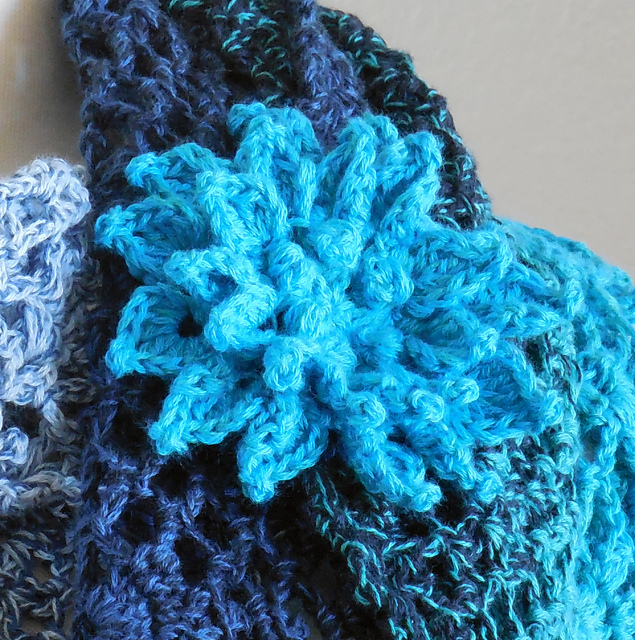 Ocean Breeze Flower Pin