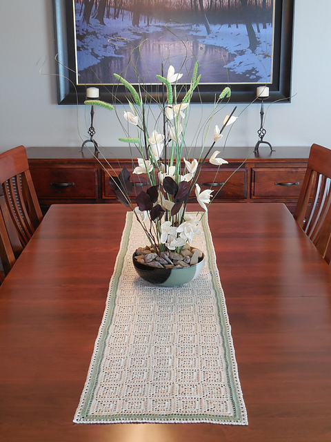 Simply-Squared Table Runner