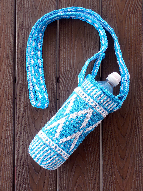 Downward Diamonds Water Bottle Holder