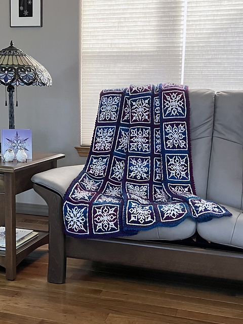 Everything Snowflakes Afghan