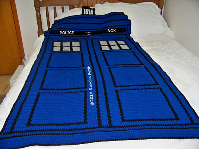 Police Box Pattern Ravelry: Blue Police Box pattern by Sandra Petit