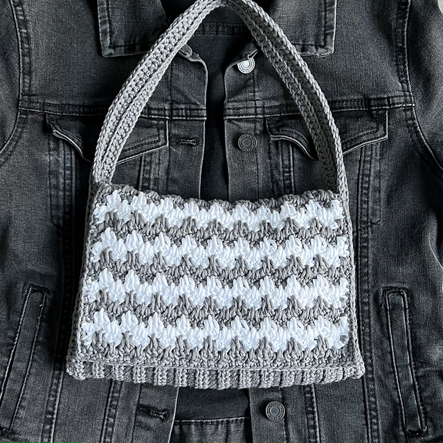 Granny Shoulder Bag with Flap