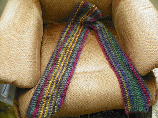 CUP13 Bobble Scarf