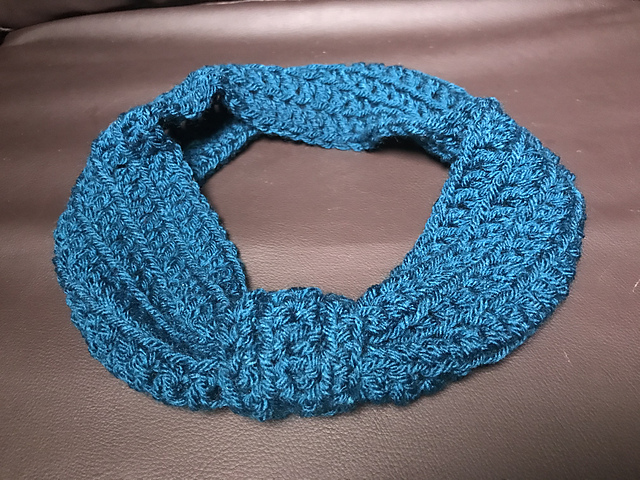 Quick & Easy Chunky Mini Cowl