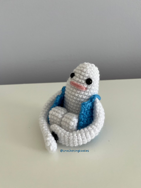 No-Sew Hugging Friend