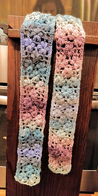 Puff Flower Scarf