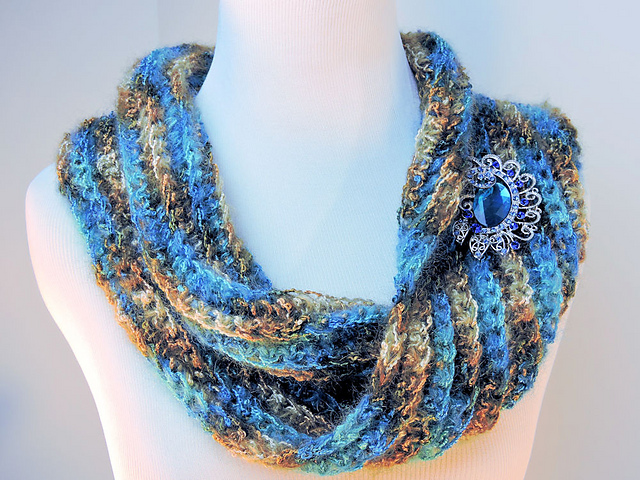 Sea Bling Cowl