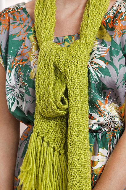 Biased Opinion Scarf