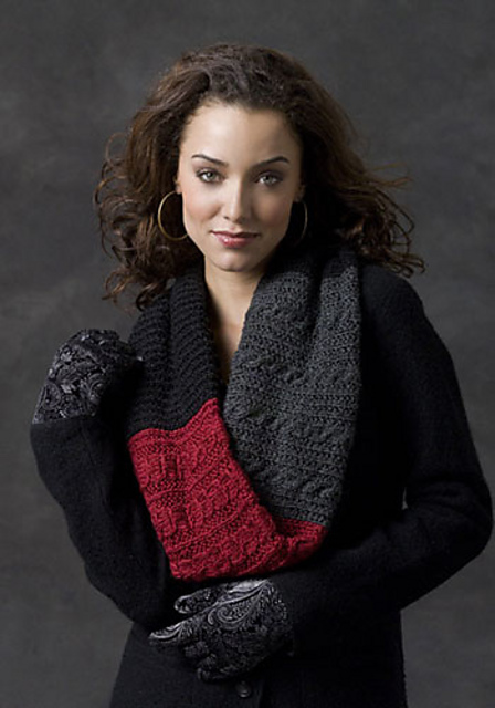 Madisonville Infinity Cowl
